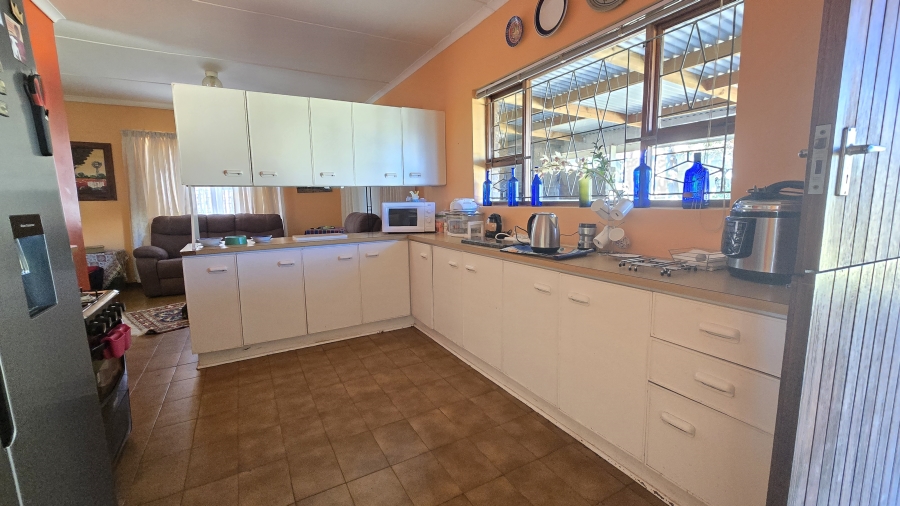 4 Bedroom Property for Sale in Strelitzia Park Eastern Cape